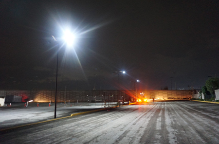 300W Solar Flood Lighting Project for Warehouse of Mexico