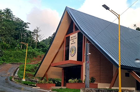 180W Integrated Solar Garden Lights Installed in Philippines